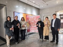 动不只让女教职工们正在忙碌的工做之余感遭到